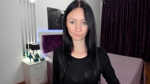 Snapshot of nikalewis chatting on 10/02/25, 04:41 NikaLewis online show from 10/02/25, 04:41