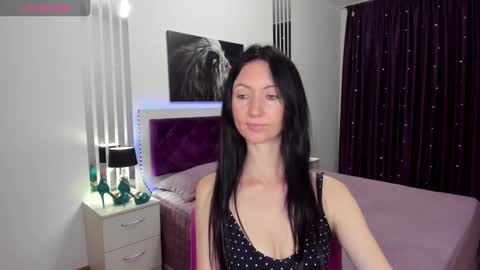 Snapshot of nikalewis chatting on 10/07/25, 04:53 NikaLewis online show from 10/07/25, 04:53