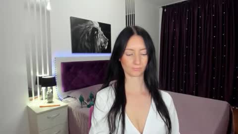 Snapshot of nikalewis chatting on 10/20/25, 10:38 NikaLewis online show from 10/20/25, 10:38
