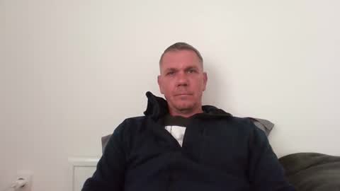 nikan77 online show from 04/20/26, 07:11