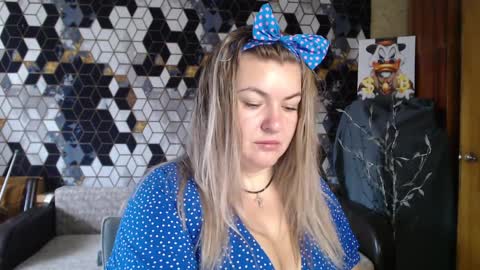 Nika online show from 04/01/26, 04:35