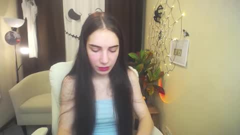 nikastarkk online show from 10/21/25, 06:52
