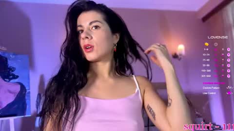 Nika online show from 11/14/25, 09:19