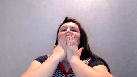 Snapshot of nikayshadow chatting on 01/03/25, 04:59 NikayShadow online show from 01/03/25, 04:59