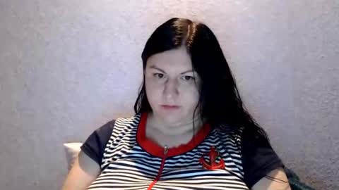 Snapshot of nikayshadow chatting on 10/10/25, 05:45 NikayShadow online show from 10/10/25, 05:45