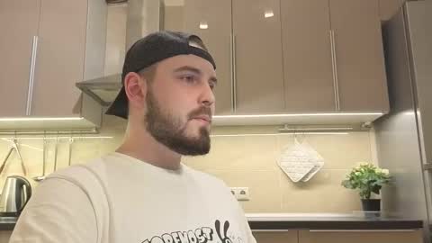 Snapshot of nikbusiness chatting on 10/30/25, 03:13 Nick online show from 10/30/25, 03:13