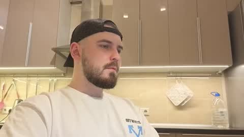 Snapshot of nikbusiness chatting on 11/04/25, 05:45 Nick online show from 11/04/25, 05:45