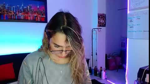  Natalia online show from 09/22/25, 08:44