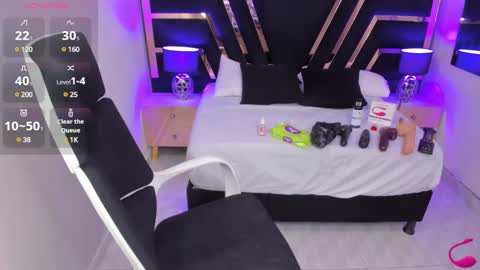 Niki online show from 12/20/24, 08:45