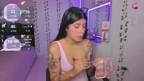 Niki online show from 01/06/26, 05:27