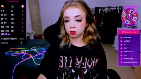 nikigoddesss online show from 04/17/26, 02:47
