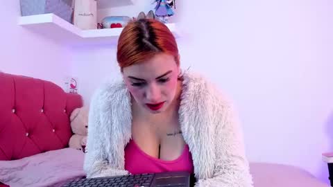 Nikii  online show from 03/05/25, 12:00