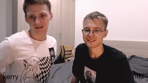 Snapshot of nikikerry_cum_ chatting on 10/16/25, 01:56 nikikerry_cum_ online show from 10/16/25, 01:56