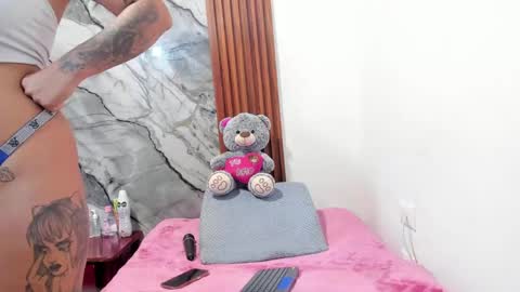Snapshot of nikitaa20 chatting on 04/30/26, 10:43 nikita online show from 04/30/26, 10:43