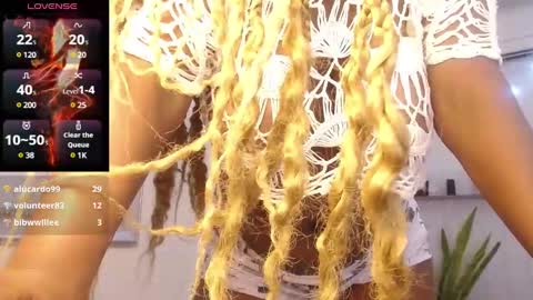 nikitakisskm online show from 02/18/25, 06:15