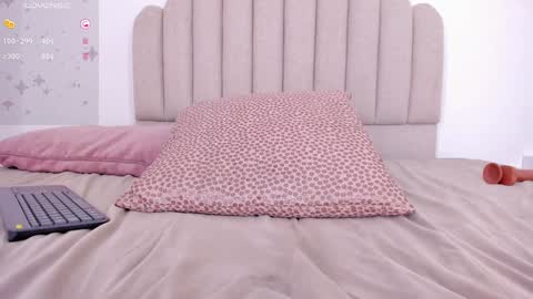 Snapshot of nikki_angel_ chatting on 01/26/25, 10:13 NIkki Angel online show from 01/26/25, 10:13