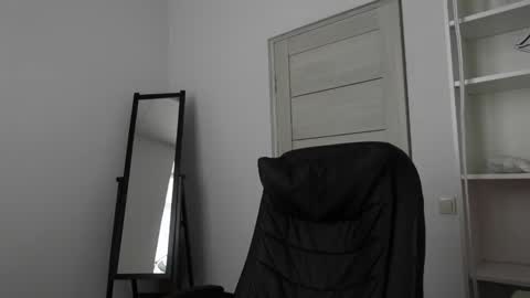 nikki online show from 01/11/26, 08:08