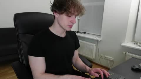 nikki online show from 03/19/26, 09:30