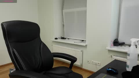 nikki online show from 04/12/26, 07:41