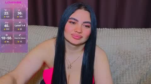 Nikki Kardashian online show from 03/08/25, 02:12