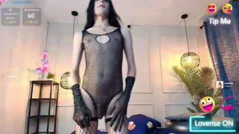 Snapshot of nikki_vesper chatting on 05/23/26, 03:56 nikki_vesper online show from 05/23/26, 03:56