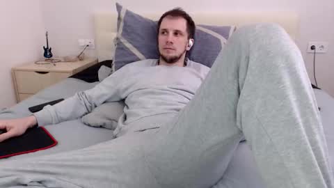 Nick online show from 02/11/26, 11:04