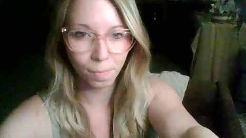 nikkib653466 online show from 03/27/26, 11:59