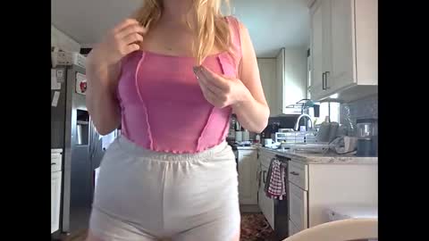 nikkib653466 online show from 04/03/26, 04:27