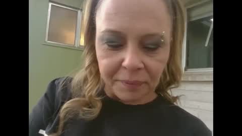 Snapshot of nikkibae6933 chatting on 03/01/26, 02:19 nikkibae6933 online show from 03/01/26, 02:19