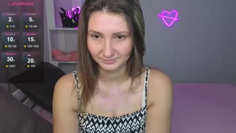 nikkikiss__ online show from 10/17/25, 02:15