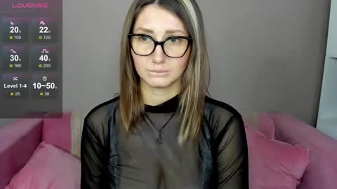 nikkikiss__ online show from 11/09/25, 03:49