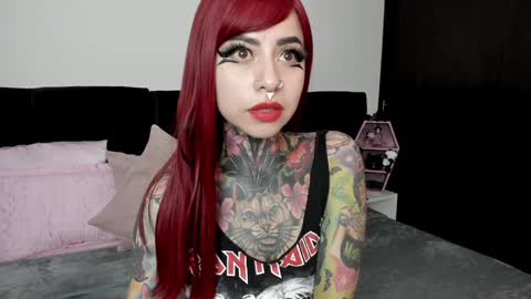 Nikki Ramone   online show from 12/30/24, 10:21