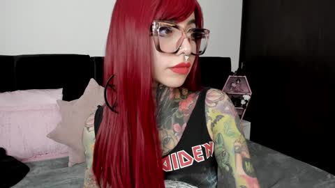 Nikki Ramone   online show from 12/30/24, 04:29