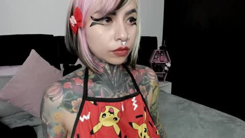 Nikki Ramone   online show from 01/29/25, 02:53