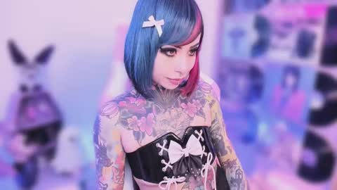 Nikki Ramone   online show from 11/07/25, 09:59