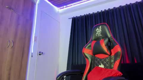   online show from 04/23/26, 10:58