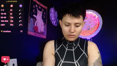 Snapshot of nikky_tomboy444 chatting on 11/15/25, 02:02 Nikky online show from 11/15/25, 02:02