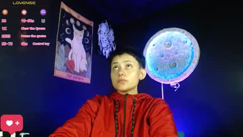 Snapshot of nikky_tomboy444 chatting on 12/17/25, 01:06 Nikky online show from 12/17/25, 01:06