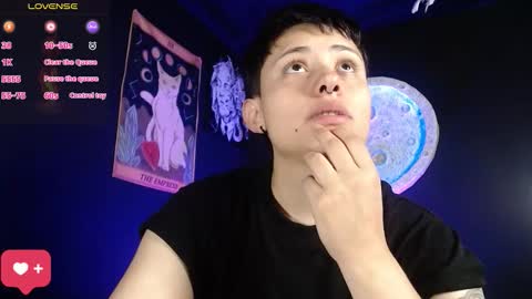 Snapshot of nikky_tomboy444 chatting on 12/22/25, 01:19 Nikky online show from 12/22/25, 01:19