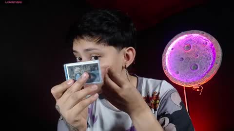 Nikky online show from 04/27/26, 12:47