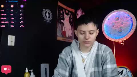 Nikky online show from 07/25/26, 12:58