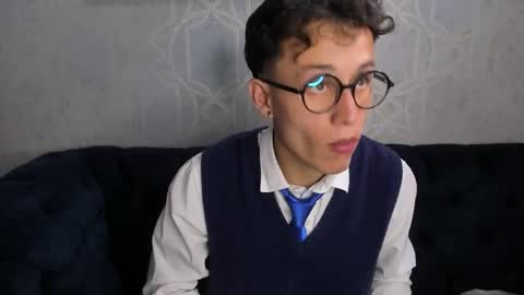 NIko online show from 12/13/25, 08:14