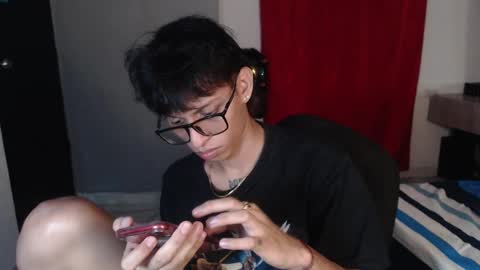 Snapshot of niklaus_wolf chatting on 10/01/25, 02:17 niklaus_wolf online show from 10/01/25, 02:17