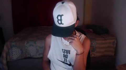 Snapshot of niklaus_wolf chatting on 11/16/25, 02:39 niklaus_wolf online show from 11/16/25, 02:39