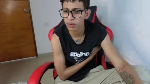 niklaus_wolf online show from 04/08/26, 07:03