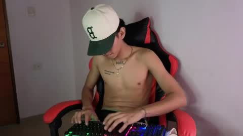 niklaus_wolf online show from 04/19/26, 12:00