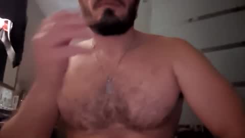 Snapshot of niko1112 chatting on 10/31/25, 02:56 neighbours online show from 10/31/25, 02:56