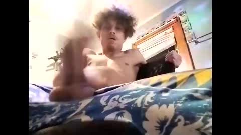 Snapshot of niko12mn chatting on 02/26/25, 10:26 Nikomn online show from 02/26/25, 10:26