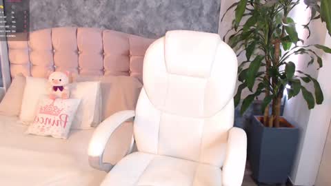 Snapshot of niko_robin chatting on 02/10/25, 03:32 Niko Robin online show from 02/10/25, 03:32