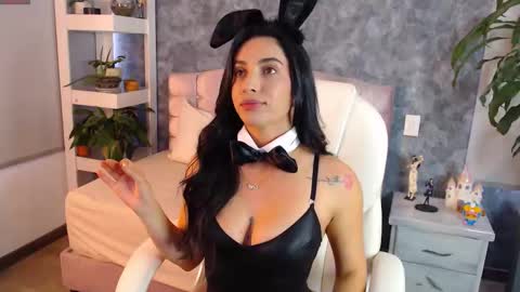 Snapshot of niko_robin04 chatting on 10/30/25, 06:08 Niko Robin online show from 10/30/25, 06:08